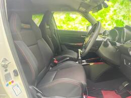 「この車の写真をもっと見たい」「状態が気になる」「この装備はついている？」どんな小さな疑問でもお気軽にお問い合わせください！