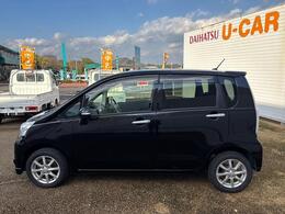 左横からの画像です。