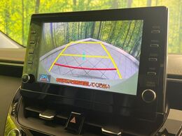 【バックカメラ】駐車時に後方がリアルタイム映像で確認できます。大型商業施設や立体駐車場での駐車時や、夜間のバック時に大活躍！運転スキルに関わらず、今や必須となった装備のひとつです！