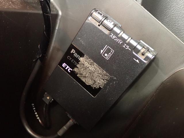 高速道路を利用した遠出もお任せ！ETC車載器が装着されています！ETCカードをお持ちでない方は当店でもお作りすることができます。