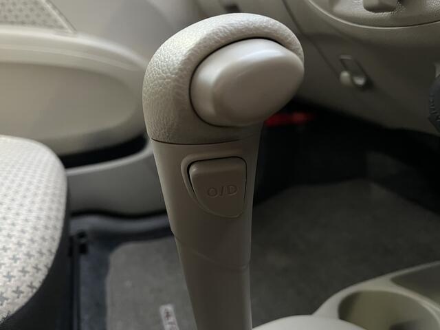 納車前の整備は車検整備以上の安心点検を行っております！資格を持った整備士がしっかりまごころ込めて整備いたします！安心してカーライフをお楽しみください♪