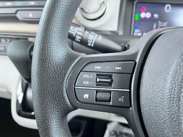 運転席から両側電動スライドドアの開閉をしていただけます♪お子様のお迎えや雨の日の乗り降りなどもスムーズにしていただけます☆