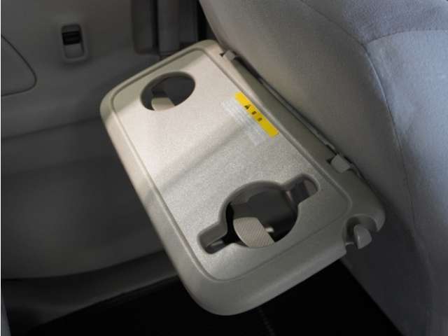 この度は当店の車両をごらん頂きましてありがとうございます。当店の販売車両はそのほとんどが自社での下取り車とデモカー（展示、試乗車）から構成され、安心してご購入いただけますよ