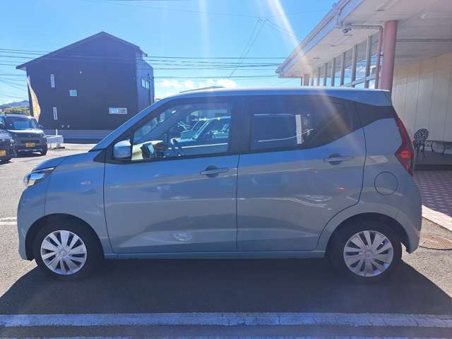 ケイカフェグループの在庫はなんと1500台以上。人気の届出済未使用車がオールメーカー豊富に揃って安心して選べます！本格的なカフェを併設した新しいコンセプトのお店です。