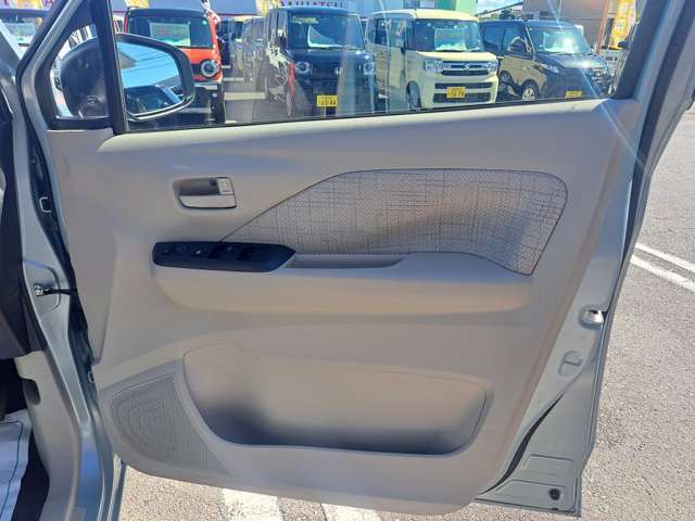 ケイカフェはご契約から最短で3日後には納車が可能です。届出済未使用車販売ならではの強みですので、お急ぎのお客様は、お気軽にご相談下さいませ！