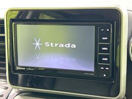 【ナビゲーション】目的地までしっかり案内してくれる使いやすいナビ。Bluetooth接続すればお持ちのスマホやMP3プレイヤーの音楽を再生可能！毎日の運転がさらに楽しくなります！！