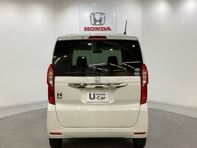 【Honda認定中古車 U-Select】　は3つの安心をお約束します。　1　Hondaのプロが整備した安心。 2　第三者機関がチェックした安心。　3　購入後もHondaが保証する安心。