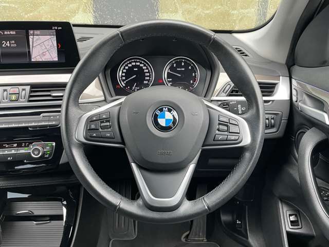 LIBERALAは、輸入車選びの新たなスタイルを提案するインポート・セレクト・ブランドです。オーナー様となる方がクルマから直接感じる感性を第一にした、最良の一台との出会いをコーディネートいたします。