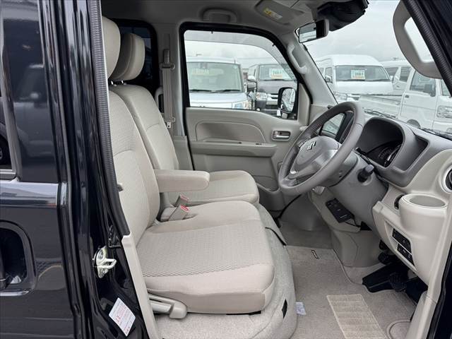 納車整備ついても第三者機関の指定工場で分解記録(法定整備)を実施し、車検を基準に不具合箇所、消耗部品は改善して納車させていただきます。