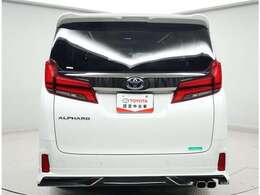 選ぶなら、トヨタの安心U-Car！！[安心1]「まるごとクリーニング」でキレイで気持ちいい！[安心2]「車両検査証明証」でクルマの状態がひと目でわかる！[安心3]「ロングラン保証」で買ってからも安心！