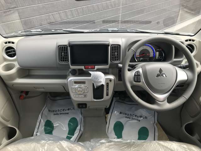 ご覧いただきありがとうございます♪気になったお車がありましたらお気軽にお電話をください♪