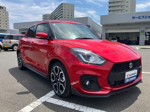 Sports専用バンパー＆グリルとサイドアンダースポイラー！！デュアルエキゾーストパイプでワイドなリヤスタイリング！！スポーティーなフォルムが走る愉しみを高めてくれます☆