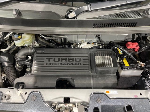 親切・丁寧な専門メカニックスタッフが応対！・車検・点検整備・事故等の修理などアフターサービスも安心。お車のカスタマイズもネクステージのサービススタッフまでご相談ください！