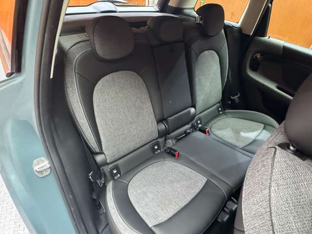 全国納車可能です。納車方法及び費用につきましては、お気軽にコーディネーターまでご相談ください。遠方のご納車の際も我々がしっかりサポートさせて頂きます。お気軽にスタッフまでご相談下さい。