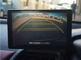 ◆バックカメラ◆リバースにするだけで映ります、後方の安全確認や、狭い駐車場での車庫入れ、雨の日や夜間など視界の悪い時に便利です！安全にバックする為には欠かせない装備です。
