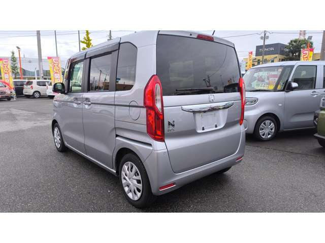 価格も燃費も、維持費だって家計にやさしい軽自動車！