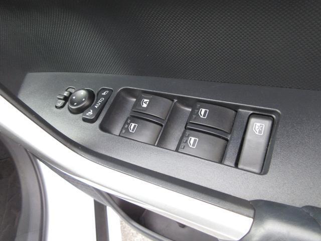 保証内容は車両によって異なりますので、この車両が少しでも気になりましたらお気軽にお問合せください♪スタッフ一同お待ちしております！