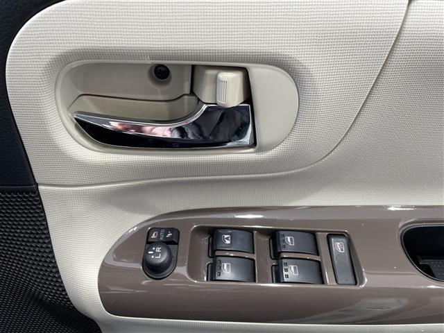 店舗にて現車の確認もいただけますので、お電話で在庫のご確認の上、是非ガリバー黒部店までご来店くださいませ！！！