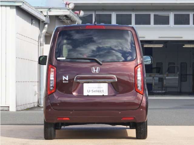 色々なお店で販売しているHonda車ですが、アフターサービスも全てお任せ頂けるのは「HondaCars正規販売店」だけ！ご納車後もお住まいの地域の販売店にて　アフターサービスをお任せいただけますよ。