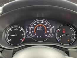 【スピードメーター】メーターがシンプルで見やすく運転しやすいですね！