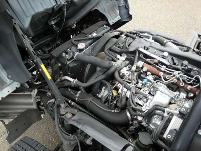3.0ディーゼル　4WD　ロング　S　シングルジャストロー　ナビ　TV　　ETC　ドラレコ　キーレス付き　荷台内寸307×157