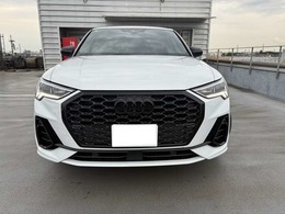 装備、オプション、車両状態など、お電話、メールを通じて細かくご説明させて頂くことも可能です。是非お問合せ下さい！