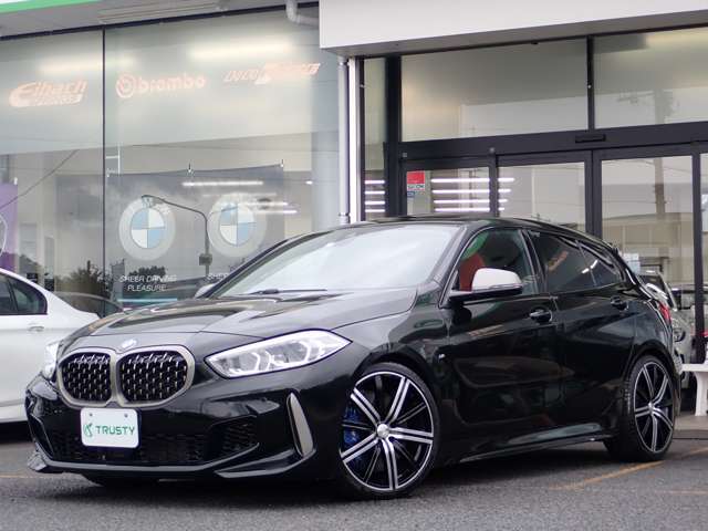 ☆関東運輸局認証工場　自動車分解整備事業　2-6030☆☆プッシュプル式板金塗装ブース完備/STANDOX製塗料を使用しております☆無料代車30台完備！各種メンテナンス、板金作業お任せください！