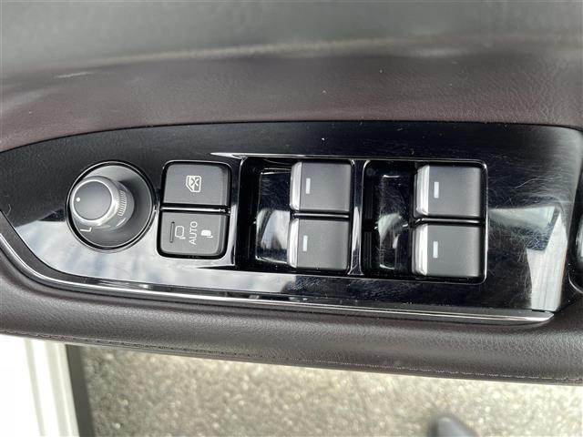 【窓操作部】軽い力で、窓を開けたり閉めたりすることができます！掲載箇所以外にご希望の写真がございましたら、お気軽にお問い合わせ下さい！メールや郵送でお送りさせていただきます。