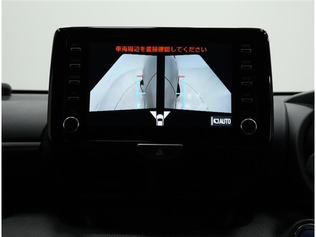 パノラミックビューモニター装備！サイドビュー・車両に取り付けたフロント、サイド、バックカメラの映像を合成して画面上に表示させることで、低速時の運転を補助する装置です。