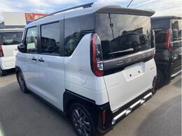 これからお車を購入し長くカーライフを楽しんで頂きたいと思い、当社スタッフは、そんな様々なお客様と安心して、楽しめるカーライフを一緒に考えてご提案させて頂いております。