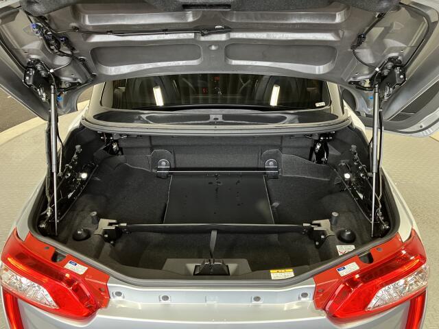 【ワンストップサービス】お車の販売や整備のみならず、自動車保険の取り扱いもございます！