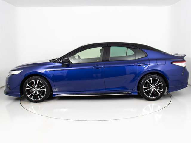 サイドビュー（ホイール交換・ダウンサス・車高調など)のカスタムも承っております