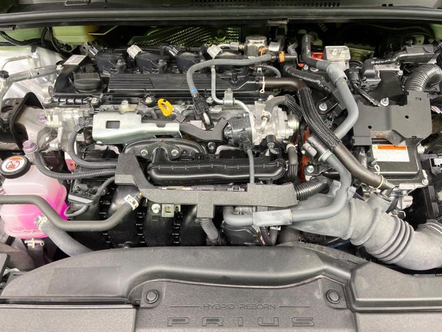 親切・丁寧な専門メカニックスタッフが応対！・車検・点検整備・事故等の修理などアフターサービスも安心。お車のカスタマイズもネクステージのサービススタッフまでご相談ください！