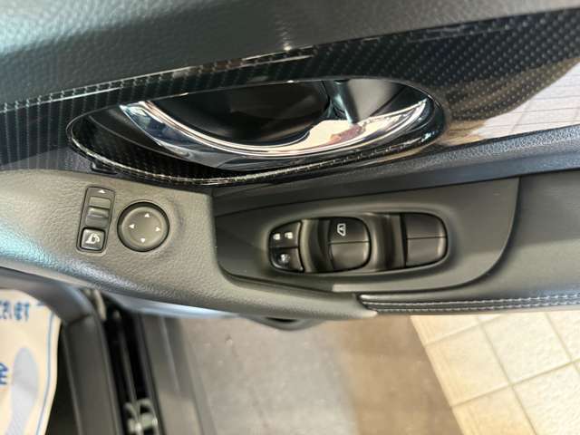 車によってはストックヤードに置いていることもありますので、ご来店の前に事前にご連絡いただけますと幸いです。