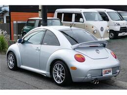 当店が発行するURLにアクセスするだけで、オンライン上でも対面でご相談いただけます。  ★アプリDLやアカウント登録は一切不要  ★カメラをオフにすれば、お客様のお顔は映さずにお使いいただけます！