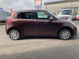 自社整備スペースにて整備しております！