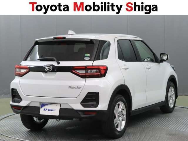 中古車の総合評価や内外装の状態などがひと目でわかるよう、トヨタ車のプロの検査員が車両状態を検査した「車両検査証明書」をご用意しています。