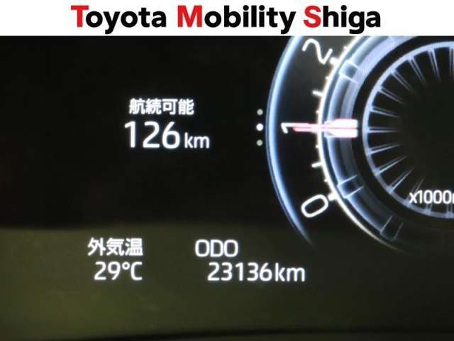 写真撮影時の走行距離です。メーカー、年式を問わず走行距離無制限、1年間安心の無料保証付き！その他にも有料になりますが、最大3年間の長期保証もご用意しております。詳しくはスタッフまでお尋ねください。