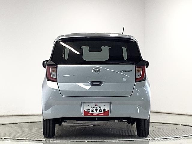 【保険の窓口】兵庫ダイハツは車のプロだけではございません！お客さまに最適な保険をご提案させていただきます。3年間保険料据え置きの保険がオススメです！是非お車とご一緒に保険のお見積りもいかがでしょうか？