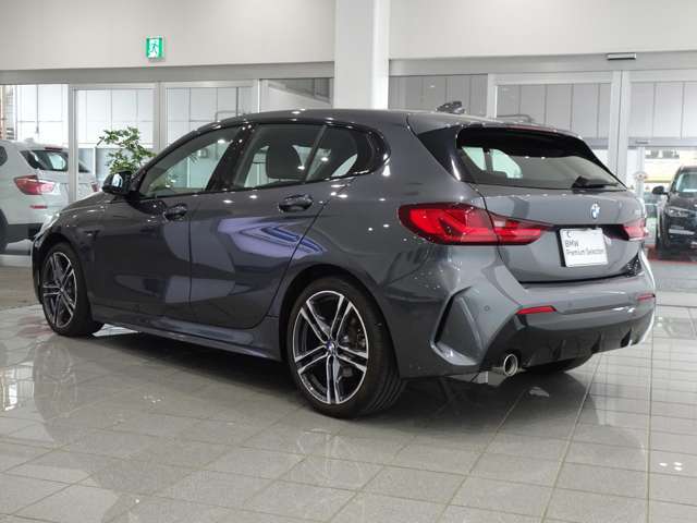 BMWを熟知したメカニックよる100項目の納車前点検☆ドイツ本国と同様の教育・訓練を受けたBMW専門メカニックが100項目にも上るポイントを徹底的にチェックいたします。