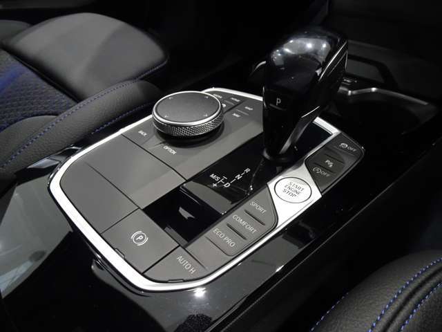 日本全国ご納車可能です。　遠方の方もご安心ください。お客様の管轄の陸運事務所にてご登録後、ご自宅までお車をお持ちいたします。弊社では、北海道から沖縄まで全国に販売実績がございます。