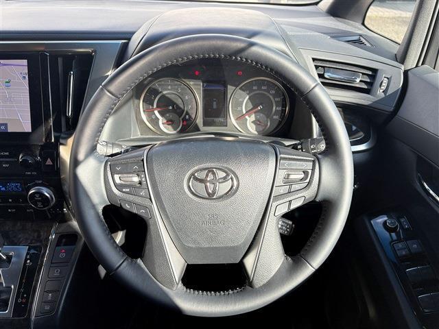 綺麗なステアリング！