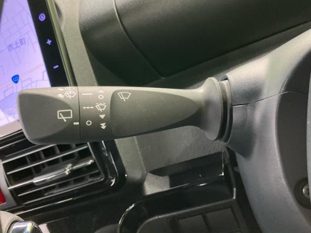 国産車から輸入車まで多様なお客様のニーズのお応えできるように、全国規模で豊富な在庫展開！車のことならWECARSへ！