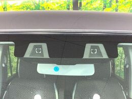 【スズキ　セーフティサポート】走行中に前方の車両等を認識し、衝突しそうな時は警報とブレーキで衝突回避と被害軽減をアシスト。より安全にドライブをお楽しみいただけます。