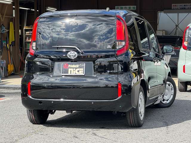 日本自動車協会による344項目にも及ぶ厳しいチェックをクリアした認定中古車となります☆是非ご安心してご検討下さいませ！お問い合わせは072-696-2711まで♪鑑定書がついて安心してご購入頂けます。