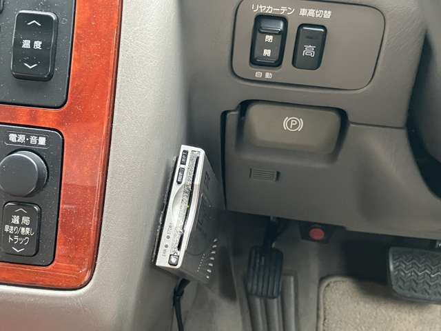 納車前には内装・外装綺麗にさせて頂きます！ぜひ現車確認をお願いいたします！お電話は072-284-8233まで！