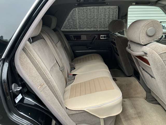 納車前には内装・外装綺麗にさせて頂きます！ぜひ現車確認をお願いいたします！お電話は072-284-8233まで！