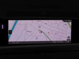 ナビSDを装着済みですので、ご納車後は直ぐにご使用いただけます。CD/DVD/フルセグチューナーも付いていますよ。