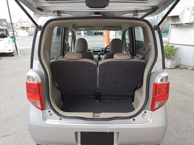 年式相応ですが、納車時にはできる限りキレイに納車させていただきます。どうしても気になるところがありましたら低価格にてお直しいたしますので、何なりとお申し付けください！
