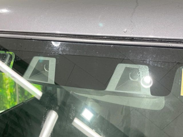 【スズキ　セーフティサポート】走行中に前方の車両等を認識し、衝突しそうな時は警報とブレーキで衝突回避と被害軽減をアシスト。より安全にドライブをお楽しみいただけます。